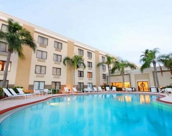 Holiday Inn Fort Myers-Downtown Area