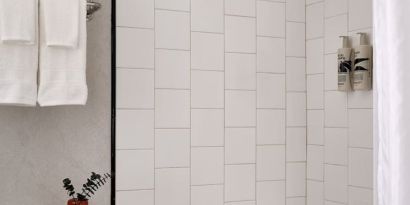 Private guest bathroom with shower at Romer Hell's Kitchen.