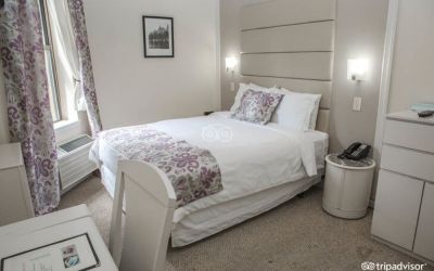 Day use room at Da Vinci Hotel.