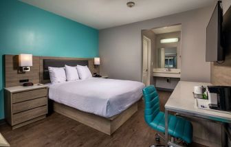 Travelodge LAX By Wyndham, El Segundo