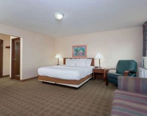 Norwood Inn & Suites Indianapolis, Indianapolis