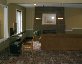 Norwood Inn & Suites - Roseville, Roseville