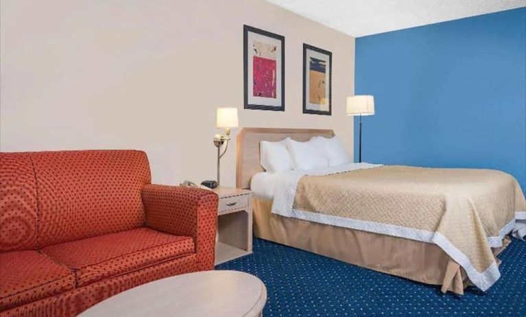 Day use room with living area at Norwood Inn & Suites La Crosse.