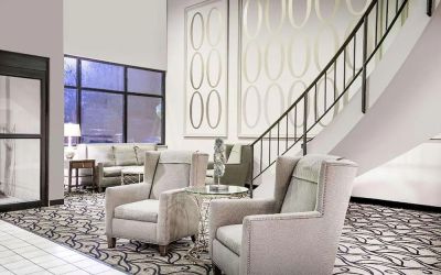 Lobby lounge at Norwood Inn & Suites La Crosse.