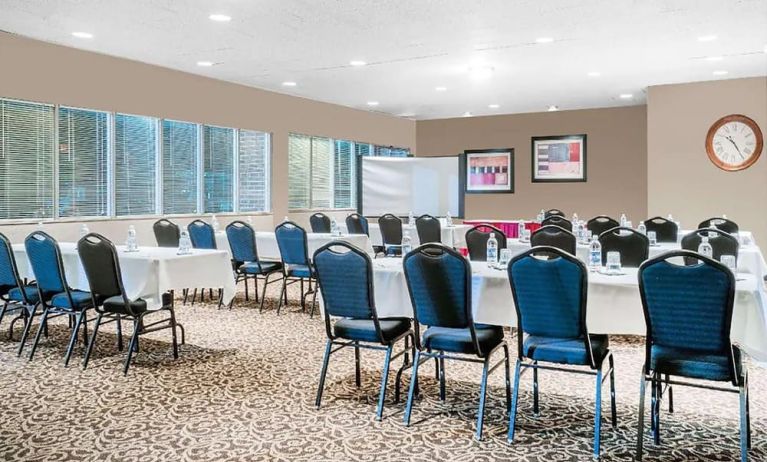 Professional meeting room at Norwood Inn & Suites La Crosse.