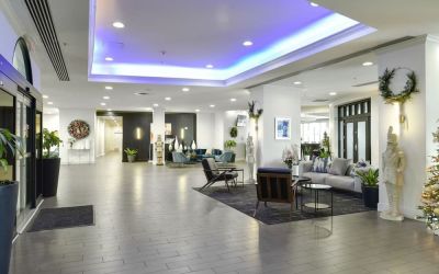Lobby area at Hotel Tampa Riverwalk.