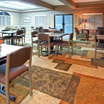 Hotel Norwood Inn & Suites Eagan image