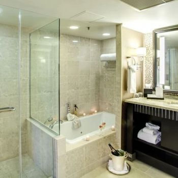 Hotel InterContinental New Orleans image