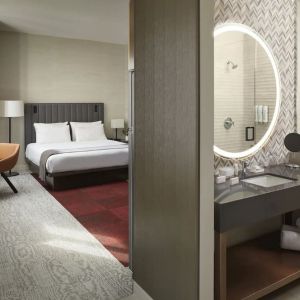 THesis Hotel Miami Coral Gables, Curio Collection By Hilton