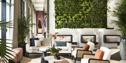THesis Hotel Miami Coral Gables, Curio Collection By Hilton