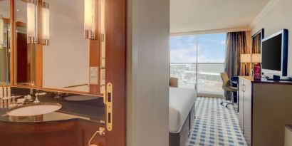 Day use room with private bathroom at DoubleTree By Hilton Newcastle International Airport.