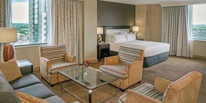 Day use suite with lounge area at Hilton Minneapolis.