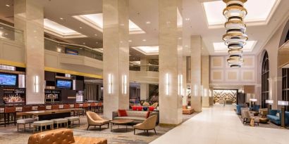 Lobby lounge at Hilton Minneapolis.