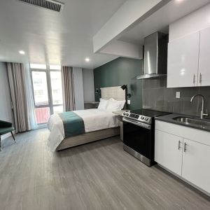 Spacious king room with kitchen.