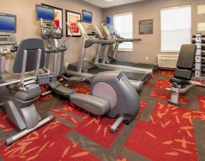 Sonesta ES Suites Charlottesville University’s fitness center is equipped with a range of exercise machines, in addition to free weights and a bench.