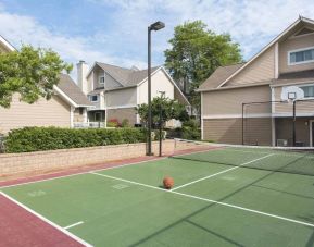 Sonesta ES Suites Cincinnati - Blue Ash’s sports court can be used for various activities including basketball and tennis.