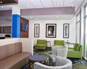 Lobby and coworking space at Holiday Inn Express & Suites Bensenville - O'Hare.