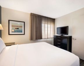 Day use room at Sonesta Simply Suites Detroit Warren.