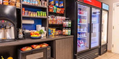 Convenience store at Sonesta Simply Suites Detroit Warren.