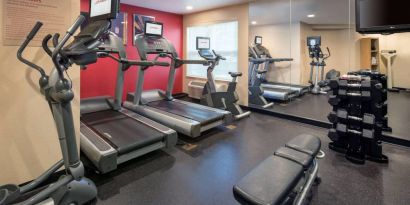 Sonesta Simply Suites Seattle Renton’s fitness center has a widescreen TV, racks of free weights, and exercise machines including treadmills and an elliptical.