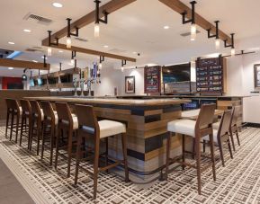 Bar and coworking space at Sonesta Anaheim Resort Area.