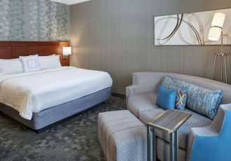Hotel Sonesta Select Milwaukee Brookfield image
