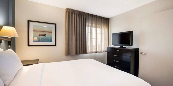Hotel Sonesta Simply Suites Oklahoma City Airport image