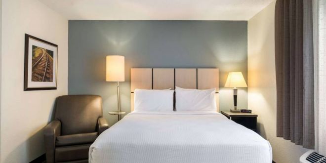 Hotel Sonesta Simply Suites Hampton image