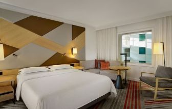Day use room with natural light at Sheraton Amsterdam Airport Hotel And Conference Center.