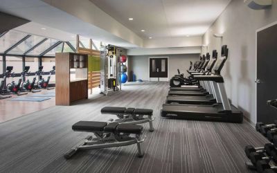 Sonesta Select Whippany Hanover’s fitness center is equipped with free weights, benches, gym balls, and an assortment of exercise machines for guests to use.