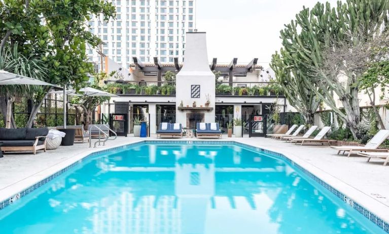 Large outdoor pool at Hotel Figueroa.