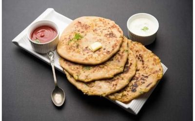 Breakfast and coworking space available at Pradhan Stay Sohna Near Bus Stand.
