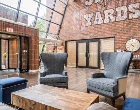 Lobby and lounge area at EnVision Hotel St. Paul South.