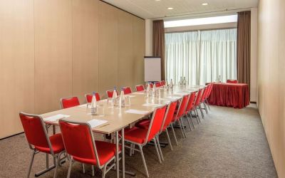 Professional meeting room at DoubleTree By Hilton Milan.