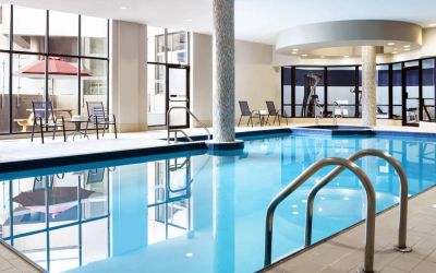 Indoor pool at Four Points By Sheraton Mississauga Meadowvale.