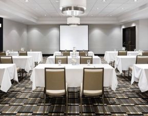 Professional meeting room at Four Points By Sheraton Mississauga Meadowvale.