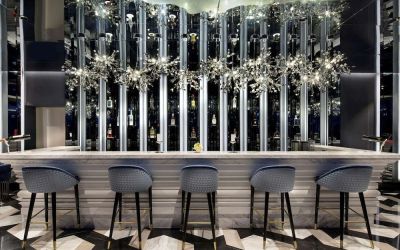 Bar and lounge at DoubleTree By Hilton Istanbul - Piyalepasa.