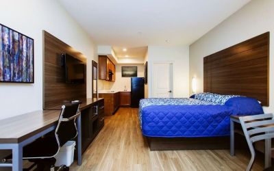 Day use room with work station at Palace Inn Westpark Blue.