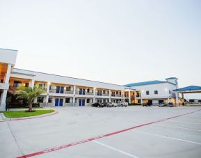 Parking area at Palace Inn Westpark Blue.