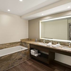 Guest bathroom in Sonesta Bee Cave Austin
