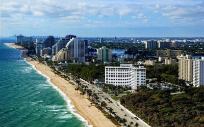 Hotel with an ocean view at Sonesta Fort Lauderdale Beach.