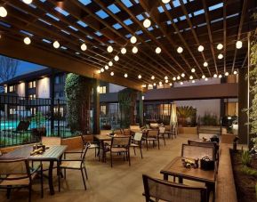 Restaurant area at Sonesta Silicon Valley.