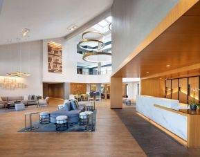 Lobby and lounge area at Sonesta Silicon Valley.