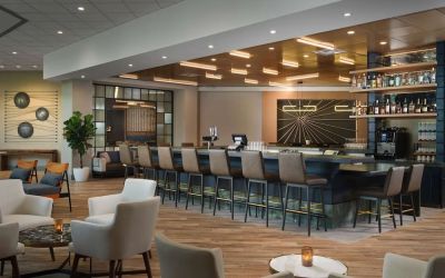 Bar and coworking space at Sonesta Irvine.