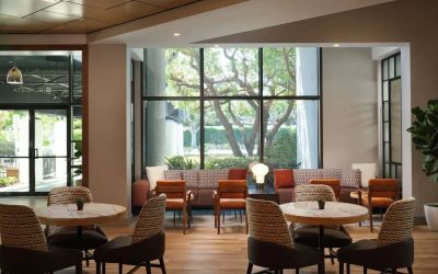 Dining area at Sonesta Irvine.