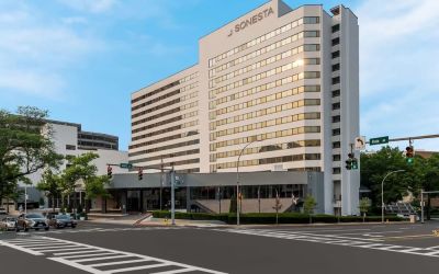 Hotel exterior at Sonesta White Plains Downtown.