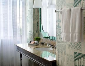 Guest bathroom at Royal Sonesta Portland Downtown.