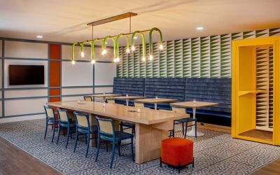 Meeting room at Sonesta Select Boston Foxborough Mansfield.