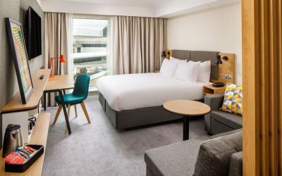 Day use room with natural light at Holiday Inn Manchester Airport.