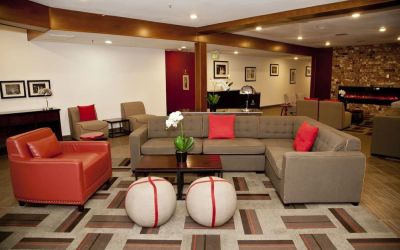 Lounge and coworking space at La Hacienda San Jose Silicon Valley.